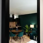 L'elegant, Au Coeur De La Apartment