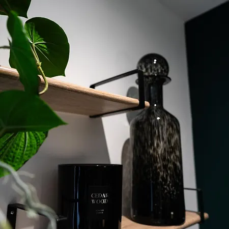 L'elegant, Au Coeur De La *